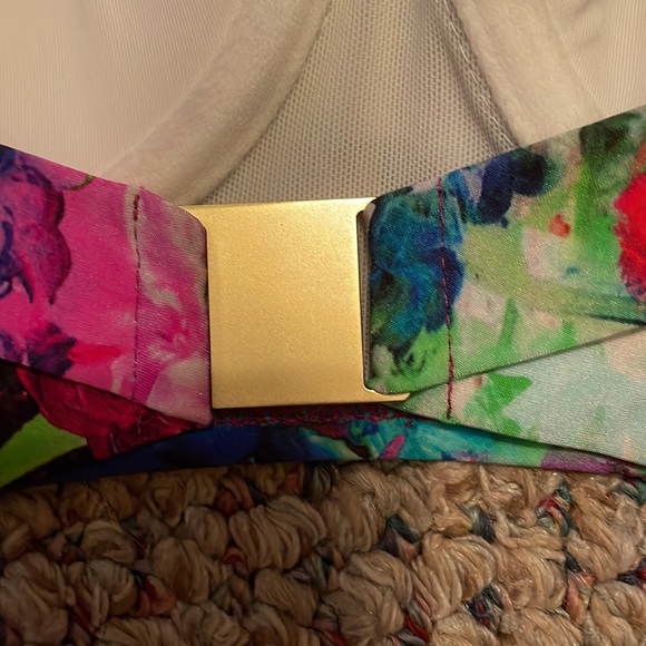 Floral bikini top - Picture 6 of 10